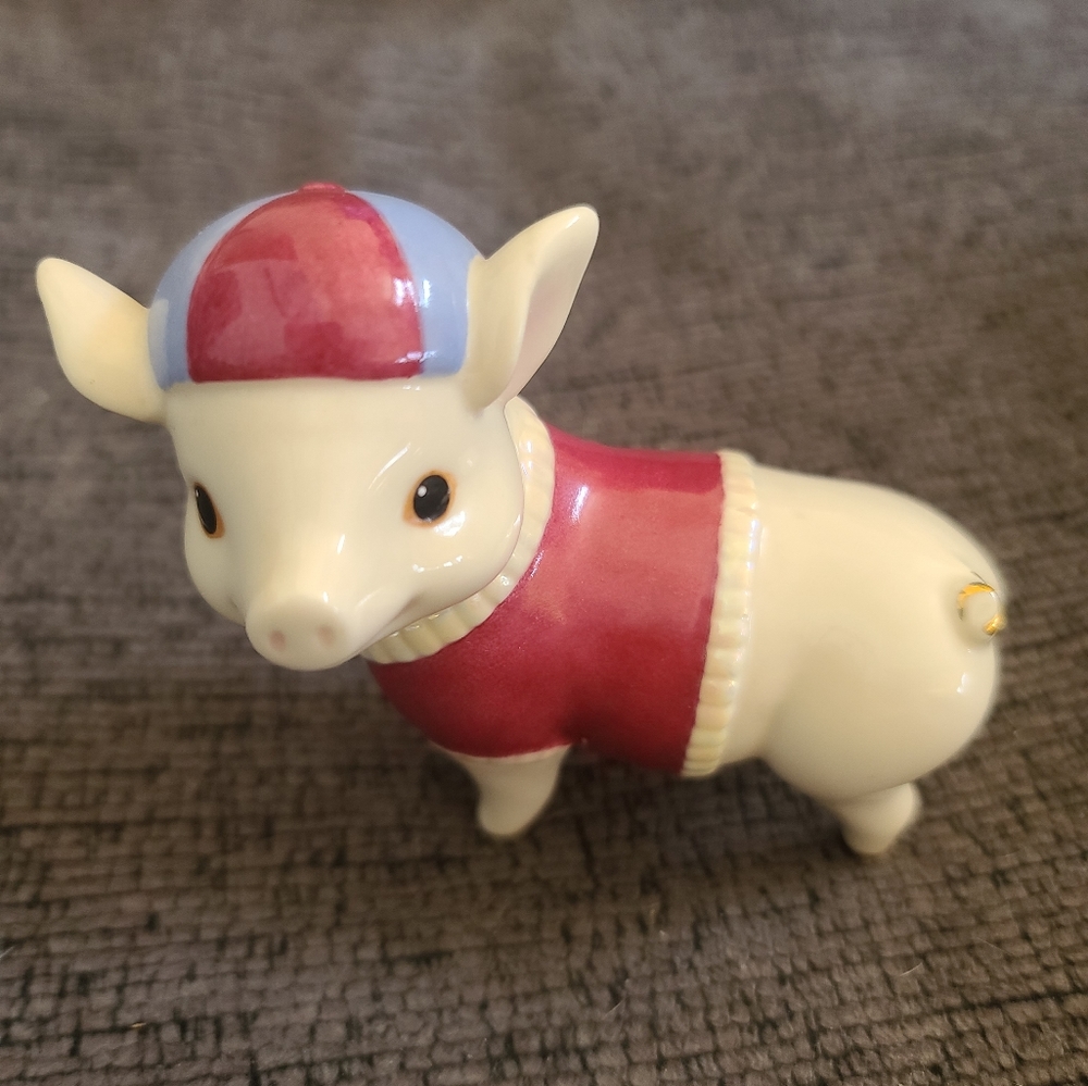 Lenox Pig